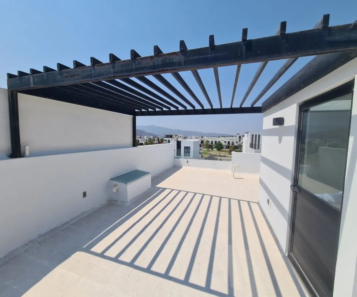 Casa En Venta,San Agustín,Avenida Adamar S/N, Tlajomulco de Zúñiga, Jalisco 45645, 3 Habitaciones,2 Baños,Avenida Adamar,2,pWudROx