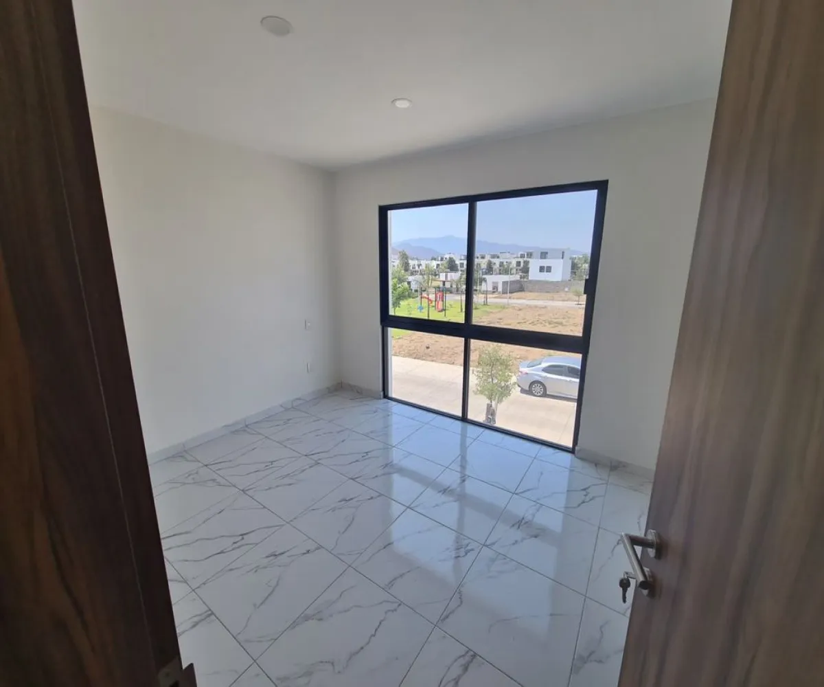 Casa En Venta,San Agustín,Avenida Adamar S/N, Tlajomulco de Zúñiga, Jalisco 45645, 3 Habitaciones,2 Baños,Avenida Adamar,2,pWudROx