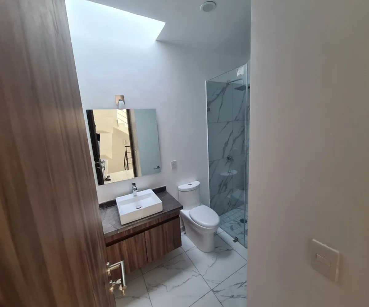 Casa En Venta,San Agustín,Avenida Adamar S/N, Tlajomulco de Zúñiga, Jalisco 45645, 3 Habitaciones,2 Baños,Avenida Adamar,2,pWudROx
