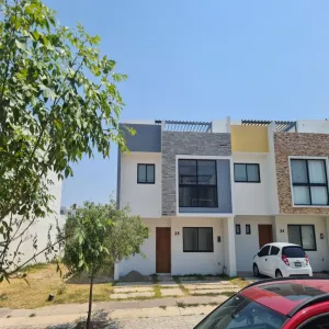 Casa En Venta,San Agustín,Avenida Adamar S/N, Tlajomulco de Zúñiga, Jalisco 45645, 3 Habitaciones,2 Baños,Avenida Adamar,2,pWudROx