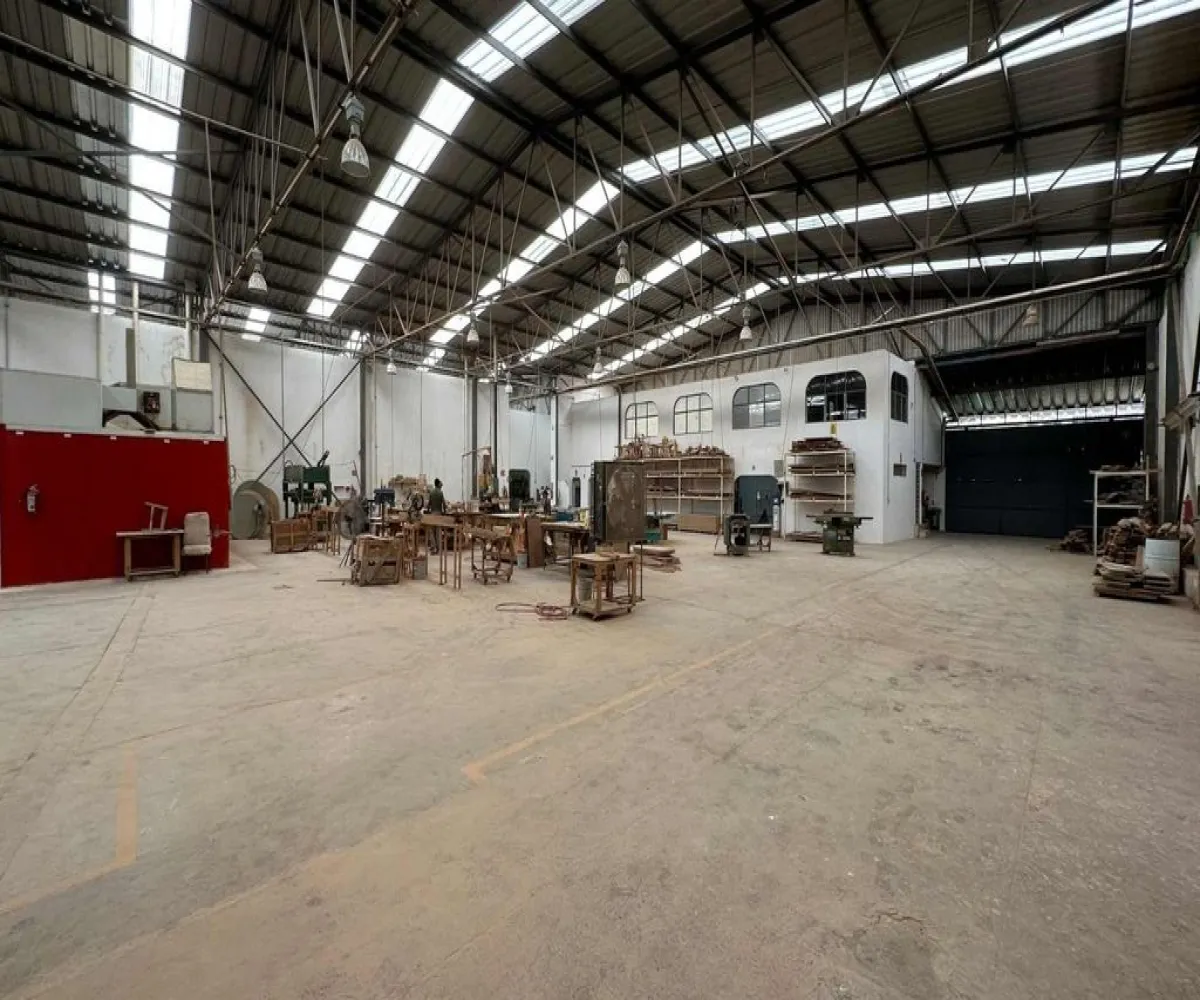 Industrial En Venta,Lomas del Cuatro,Loma Alegre 12, San Pedro Tlaquepaque, Jalisco 45599,Loma Alegre,1,p84HssT Industrial En Venta,Lomas del Cuatro,Loma Alegre 12, San Pedro Tlaquepaque, Jalisco 45599,Loma Alegre,1,p84HssT