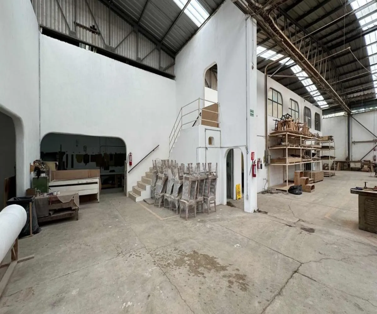 Industrial En Venta,Lomas del Cuatro,Loma Alegre 12, San Pedro Tlaquepaque, Jalisco 45599,Loma Alegre,1,p84HssT Industrial En Venta,Lomas del Cuatro,Loma Alegre 12, San Pedro Tlaquepaque, Jalisco 45599,Loma Alegre,1,p84HssT