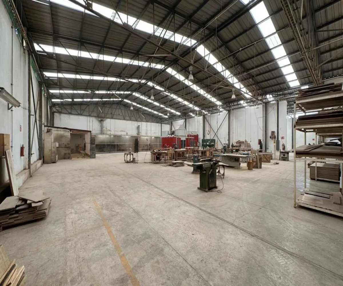 Industrial En Venta,Lomas del Cuatro,Loma Alegre 12, San Pedro Tlaquepaque, Jalisco 45599,Loma Alegre,1,p84HssT Industrial En Venta,Lomas del Cuatro,Loma Alegre 12, San Pedro Tlaquepaque, Jalisco 45599,Loma Alegre,1,p84HssT