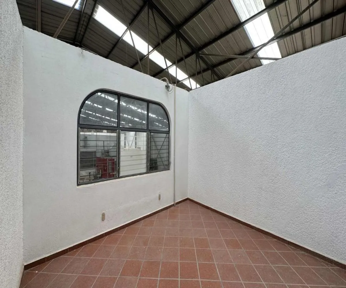 Industrial En Venta,Lomas del Cuatro,Loma Alegre 12, San Pedro Tlaquepaque, Jalisco 45599,Loma Alegre,1,p84HssT Industrial En Venta,Lomas del Cuatro,Loma Alegre 12, San Pedro Tlaquepaque, Jalisco 45599,Loma Alegre,1,p84HssT