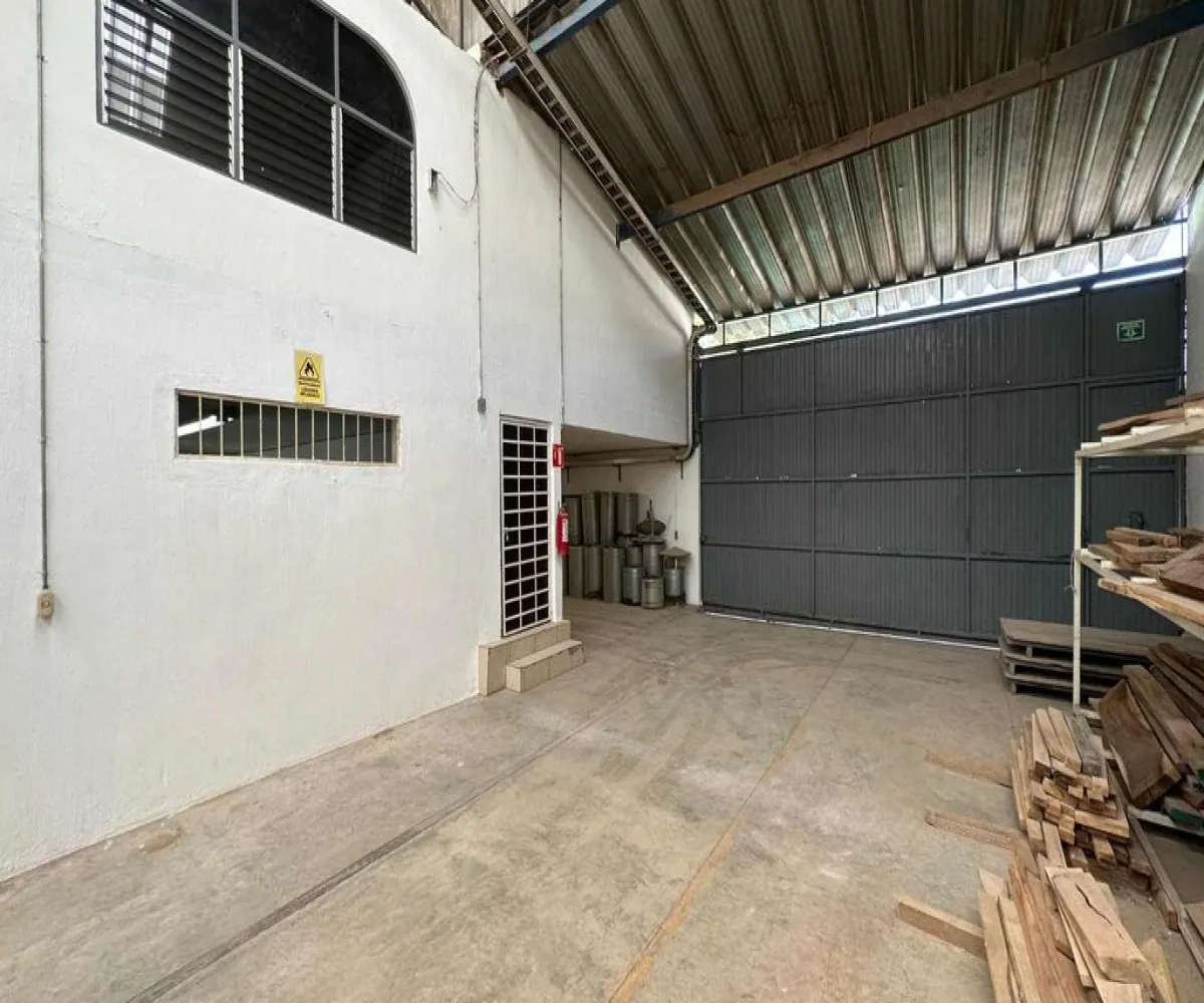 Industrial En Venta,Lomas del Cuatro,Loma Alegre 12, San Pedro Tlaquepaque, Jalisco 45599,Loma Alegre,1,p84HssT Industrial En Venta,Lomas del Cuatro,Loma Alegre 12, San Pedro Tlaquepaque, Jalisco 45599,Loma Alegre,1,p84HssT