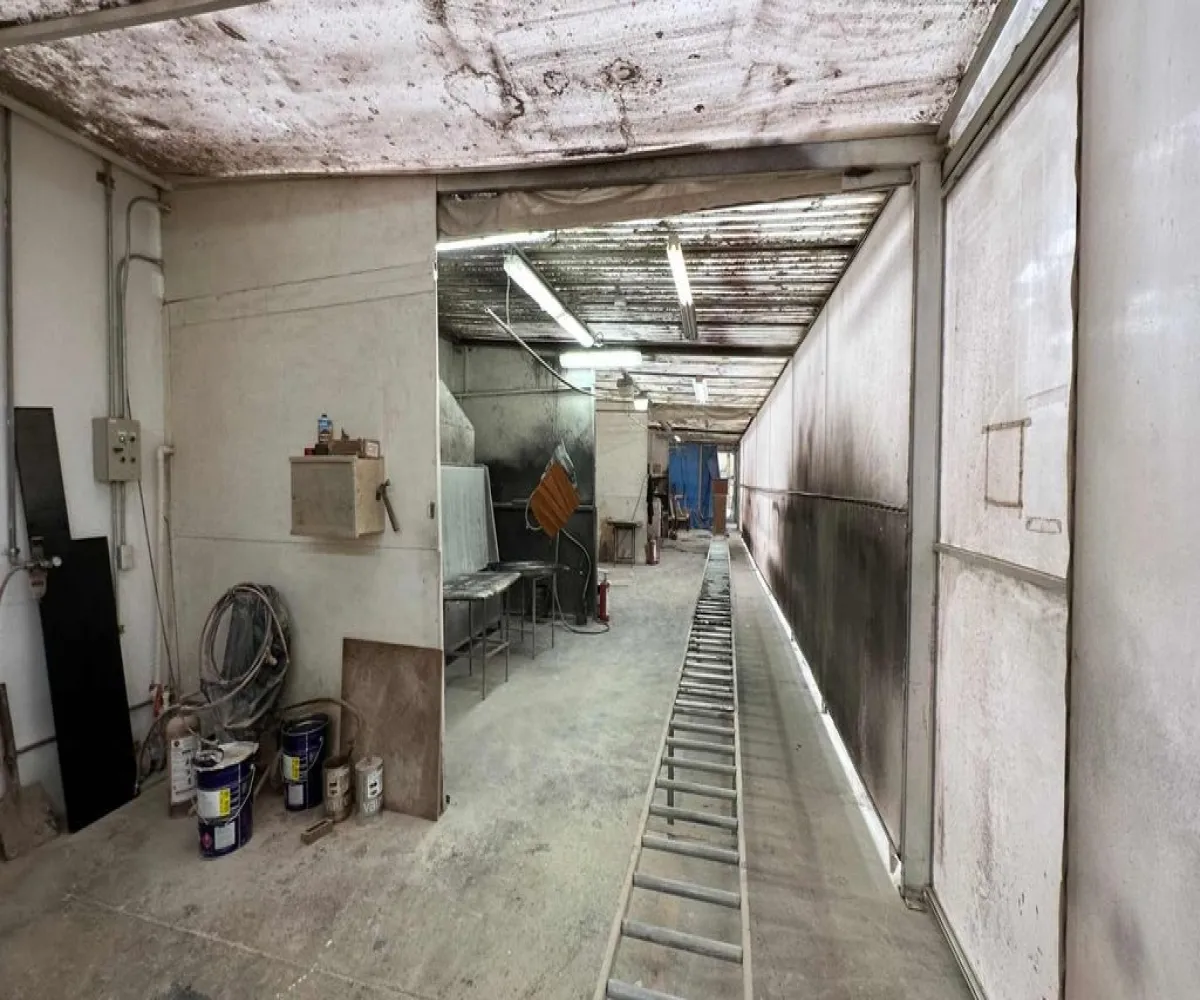 Industrial En Venta,Lomas del Cuatro,Loma Alegre 12, San Pedro Tlaquepaque, Jalisco 45599,Loma Alegre,1,p84HssT Industrial En Venta,Lomas del Cuatro,Loma Alegre 12, San Pedro Tlaquepaque, Jalisco 45599,Loma Alegre,1,p84HssT