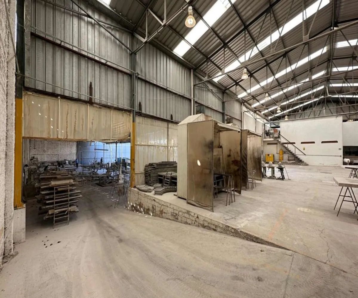 Industrial En Venta,Lomas del Cuatro,Loma Alegre 12, San Pedro Tlaquepaque, Jalisco 45599,Loma Alegre,1,p84HssT Industrial En Venta,Lomas del Cuatro,Loma Alegre 12, San Pedro Tlaquepaque, Jalisco 45599,Loma Alegre,1,p84HssT