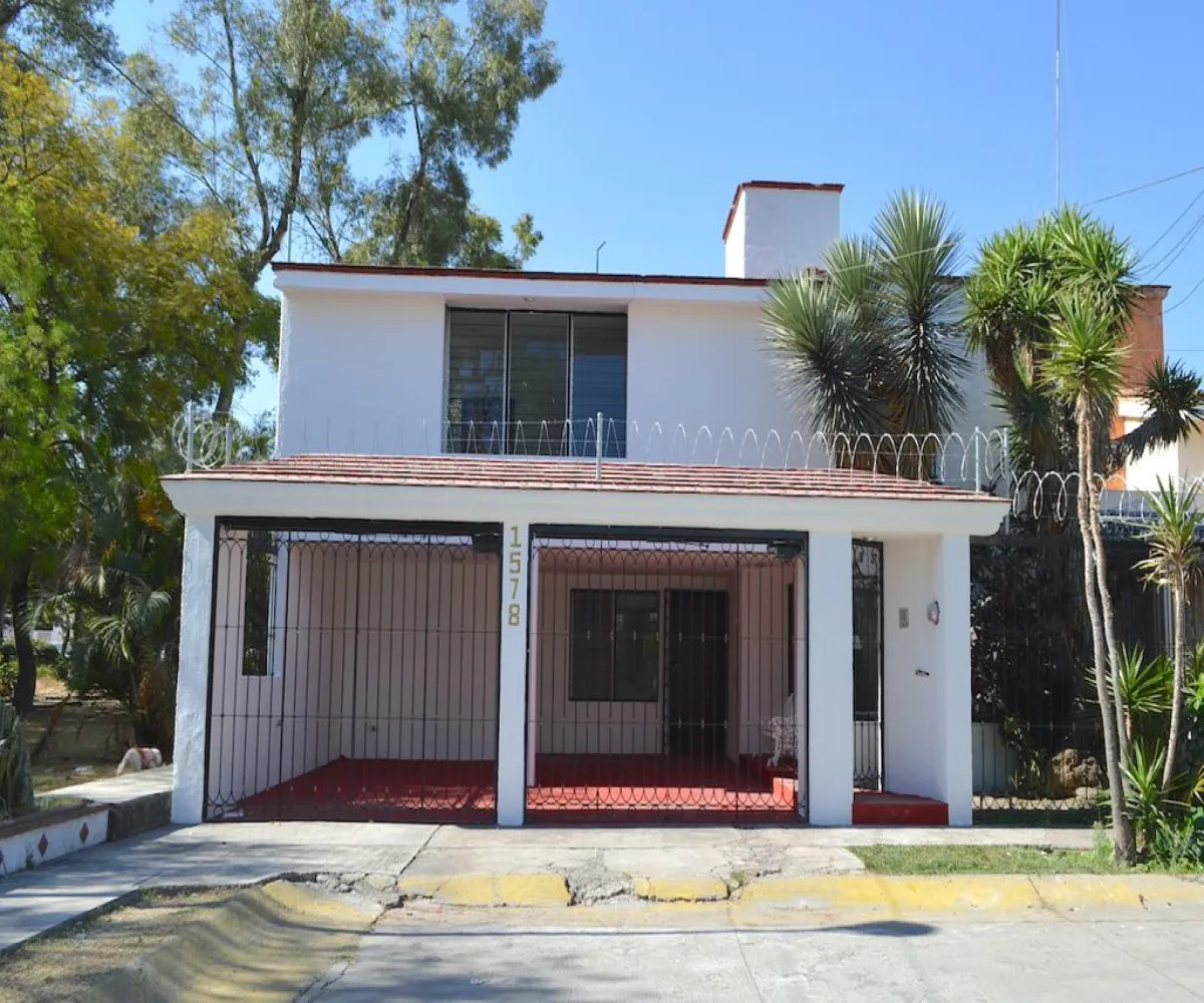 Casa En Renta,Paseos del Sol,Guillermo Sepúlveda 1578, Zapopan, Jalisco 45079, 4 Habitaciones,3 Baños,Guillermo Sepúlveda,1,phFqcGr