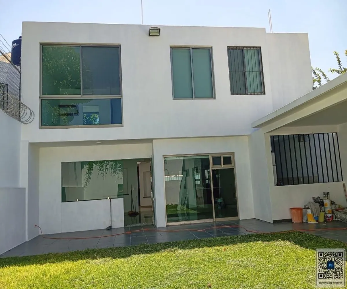 Casa En Venta,Jardines de Guadalupe,Calle Santo Tomás de Aquino 4840, Zapopan, Jalisco 45038, 4 Habitaciones,4 Baños,Calle Santo Tomás de Aquino,1,pkUw2Bz
