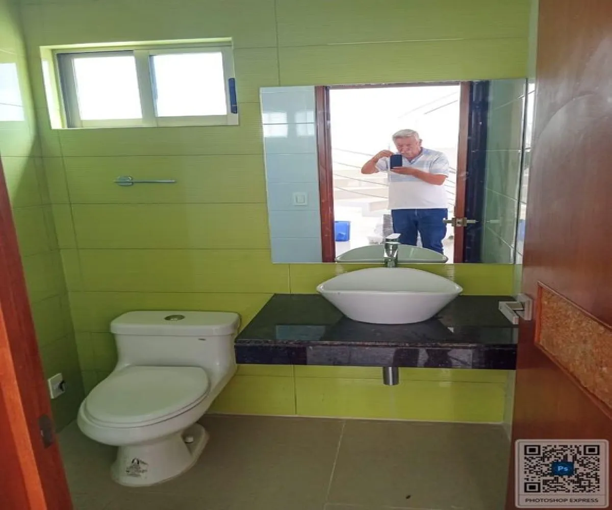 Casa En Venta,Jardines de Guadalupe,Calle Santo Tomás de Aquino 4840, Zapopan, Jalisco 45038, 4 Habitaciones,4 Baños,Calle Santo Tomás de Aquino,1,pkUw2Bz