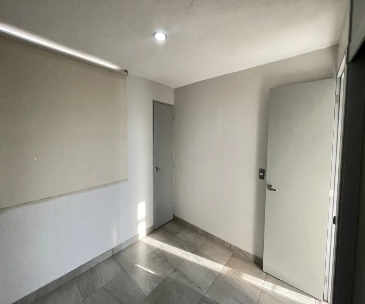 Departamento En Venta,Arboledas,Pedro Simón Laplace 3947-A 17, Zapopan, Jalisco 45070, 2 Habitaciones,1 Baño,Pedro Simón Laplace,1,petQfax