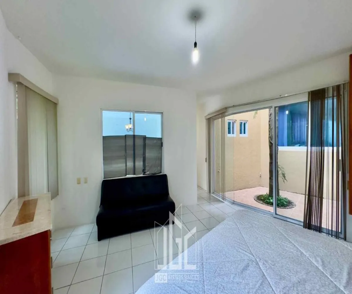 Casa En Venta,El Palomar,Rinconada del Acueducto 118, Tlajomulco de Zúñiga, Jalisco 45643, 5 Habitaciones,5 Baños,Rinconada del Acueducto,1,pdTa2oz Casa En Venta,El Palomar,Rinconada del Acueducto 118, Tlajomulco de Zúñiga, Jalisco 45643, 5 Habitaciones,5 Baños,Rinconada del Acueducto,1,pdTa2oz