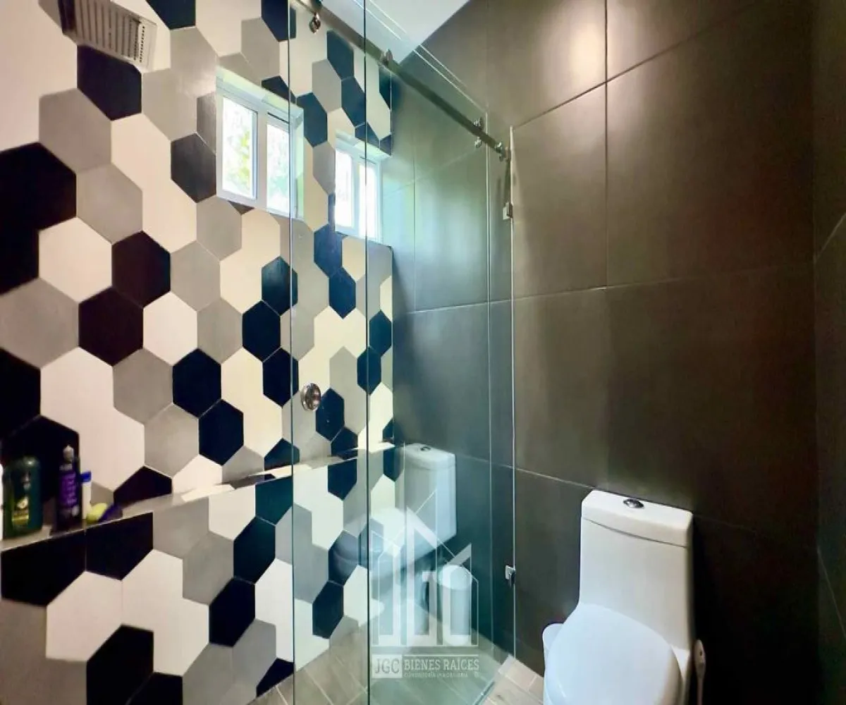 Casa En Venta,El Palomar,Rinconada del Acueducto 118, Tlajomulco de Zúñiga, Jalisco 45643, 5 Habitaciones,5 Baños,Rinconada del Acueducto,1,pdTa2oz Casa En Venta,El Palomar,Rinconada del Acueducto 118, Tlajomulco de Zúñiga, Jalisco 45643, 5 Habitaciones,5 Baños,Rinconada del Acueducto,1,pdTa2oz