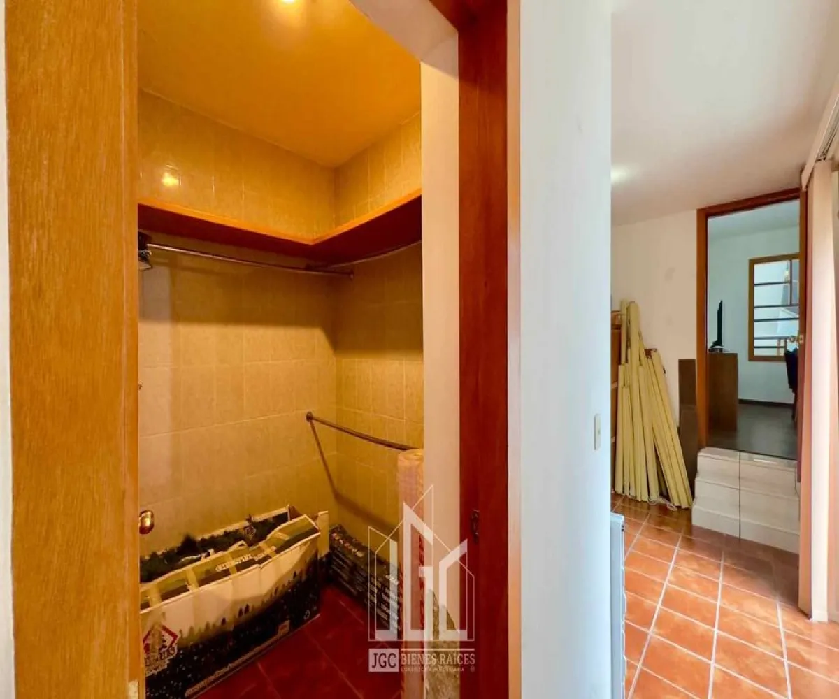 Casa En Venta,El Palomar,Rinconada del Acueducto 118, Tlajomulco de Zúñiga, Jalisco 45643, 5 Habitaciones,5 Baños,Rinconada del Acueducto,1,pdTa2oz Casa En Venta,El Palomar,Rinconada del Acueducto 118, Tlajomulco de Zúñiga, Jalisco 45643, 5 Habitaciones,5 Baños,Rinconada del Acueducto,1,pdTa2oz