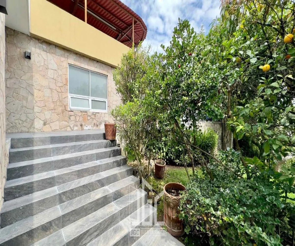Casa En Venta,El Palomar,Rinconada del Acueducto 118, Tlajomulco de Zúñiga, Jalisco 45643, 5 Habitaciones,5 Baños,Rinconada del Acueducto,1,pdTa2oz Casa En Venta,El Palomar,Rinconada del Acueducto 118, Tlajomulco de Zúñiga, Jalisco 45643, 5 Habitaciones,5 Baños,Rinconada del Acueducto,1,pdTa2oz