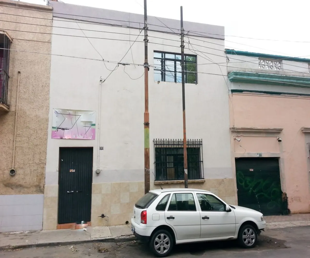 Casa En Venta,Zona Centro,Juan Manuel 998, Guadalajara, Jalisco 44100, 6 Habitaciones,2 Baños,Juan Manuel,1,pa7Esom