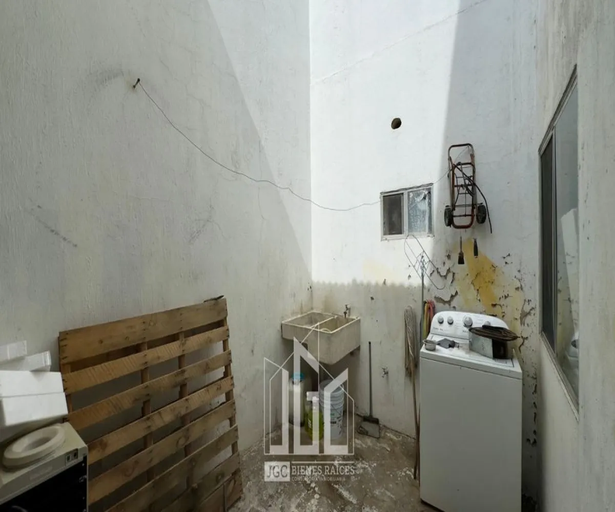 Local En Venta,La Perla,López Portillo 774, Guadalajara, Jalisco 44360,2 Baños,López Portillo,1,pomBTWV