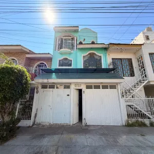 Casa En Venta,Residencial La Soledad,Calle Anacleto Caminos 1, San Pedro Tlaquepaque, Jalisco 45525, 4 Habitaciones,3 Baños,Calle Anacleto Caminos,3,ppi6Ycn
