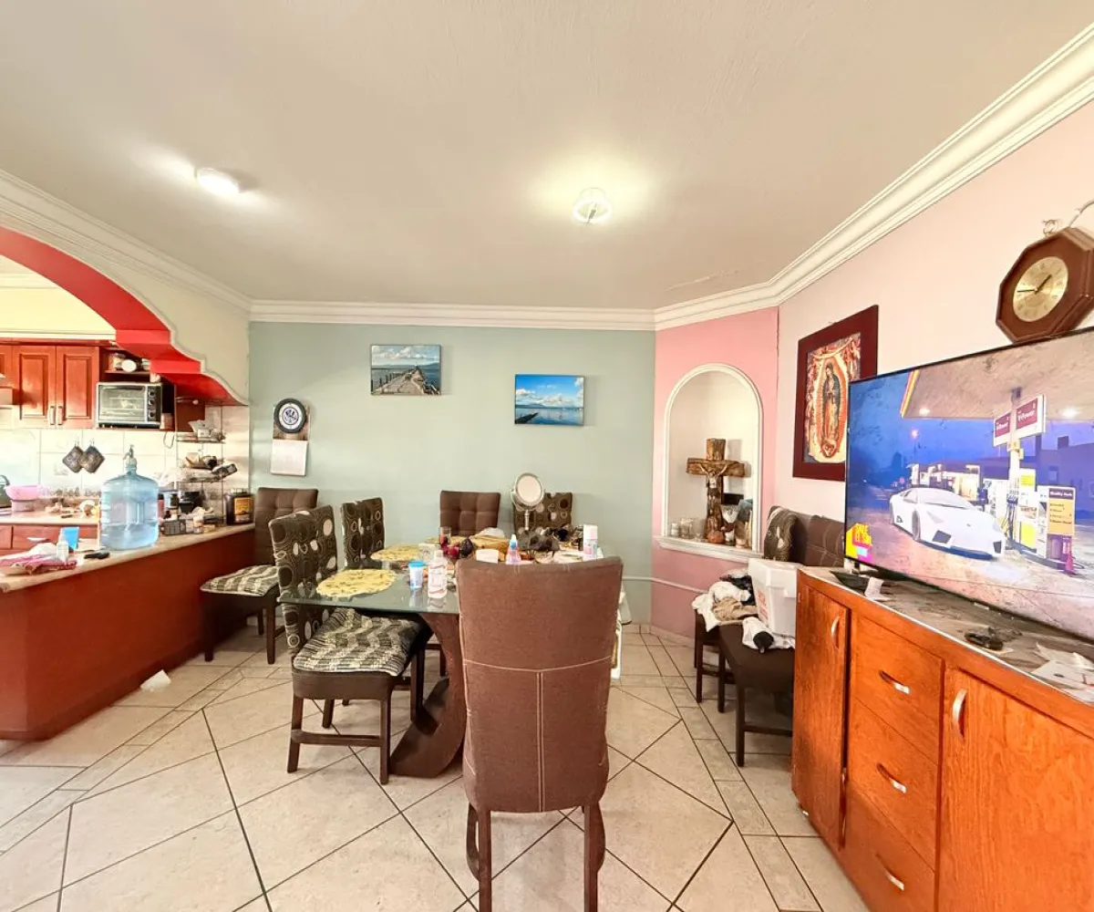 Casa En Venta,Residencial La Soledad,Calle Anacleto Caminos 1, San Pedro Tlaquepaque, Jalisco 45525, 4 Habitaciones,3 Baños,Calle Anacleto Caminos,3,ppi6Ycn