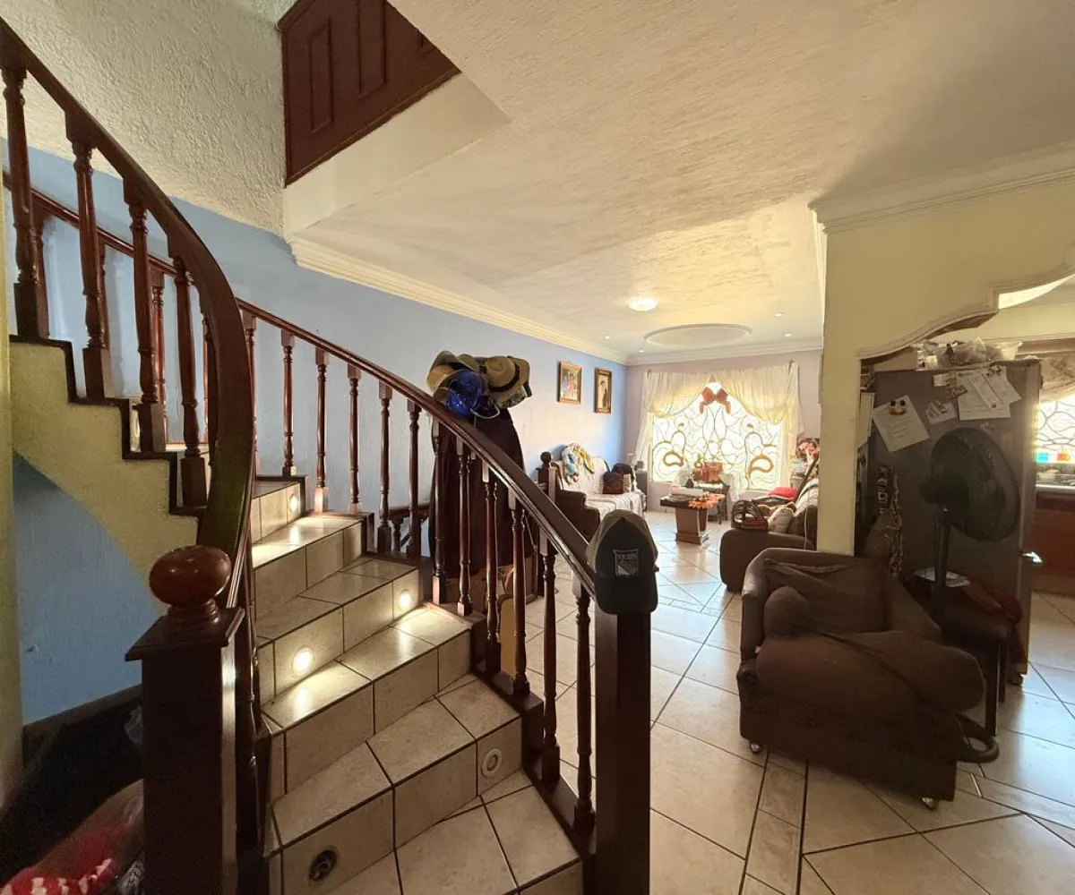 Casa En Venta,Residencial La Soledad,Calle Anacleto Caminos 1, San Pedro Tlaquepaque, Jalisco 45525, 4 Habitaciones,3 Baños,Calle Anacleto Caminos,3,ppi6Ycn