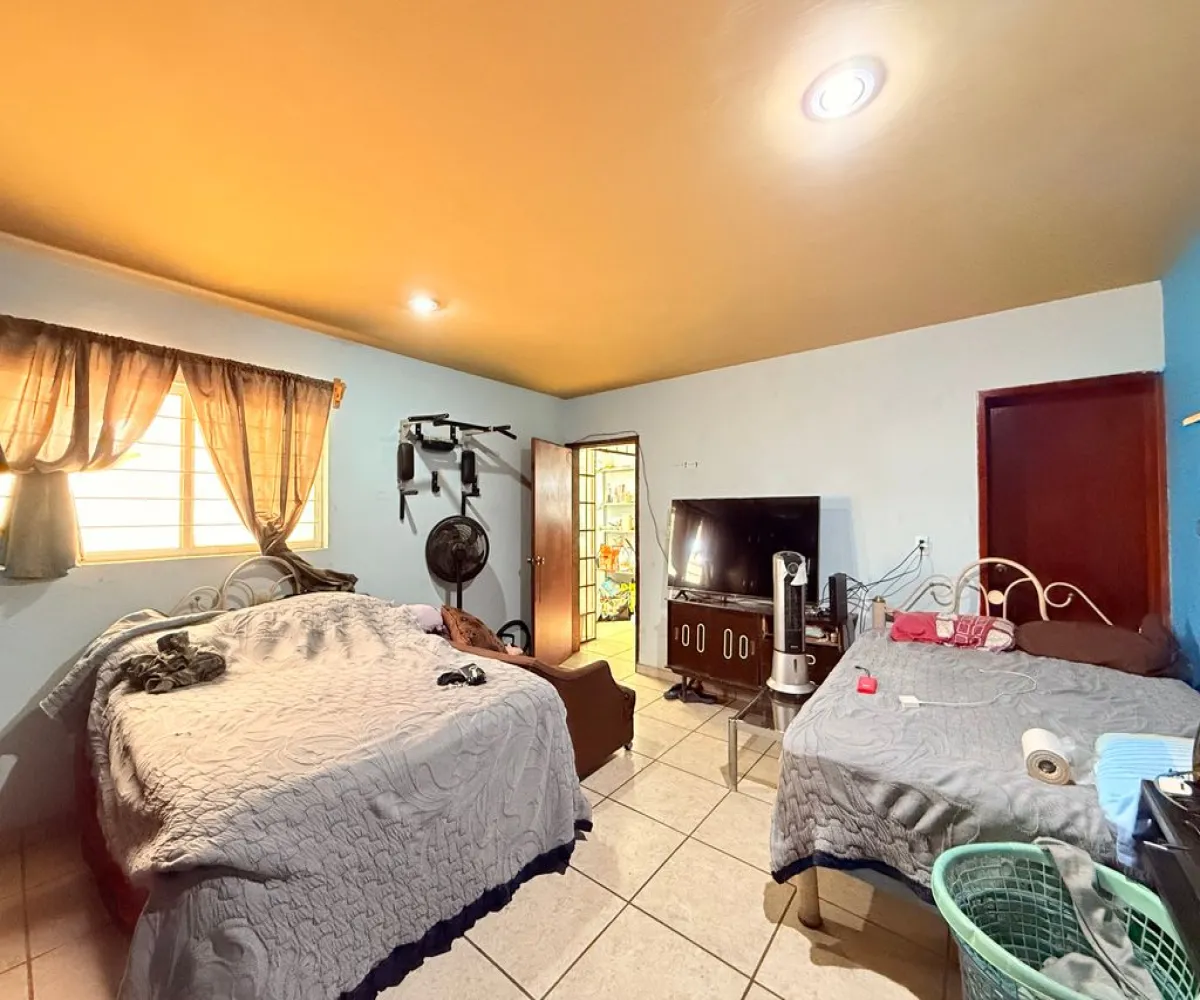 Casa En Venta,Residencial La Soledad,Calle Anacleto Caminos 1, San Pedro Tlaquepaque, Jalisco 45525, 4 Habitaciones,3 Baños,Calle Anacleto Caminos,3,ppi6Ycn