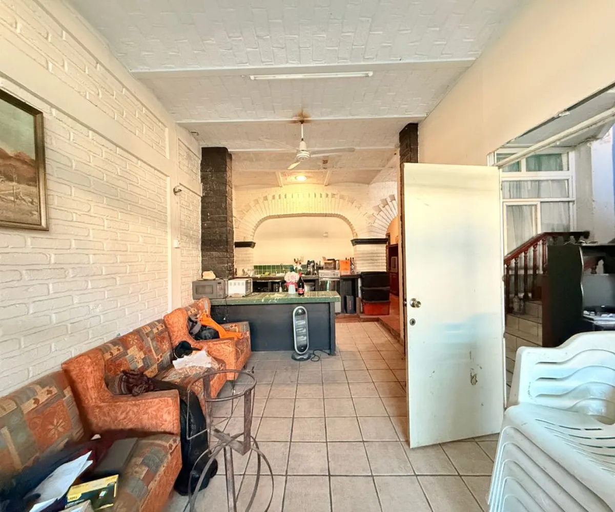 Casa En Venta,Residencial La Soledad,Calle Anacleto Caminos 1, San Pedro Tlaquepaque, Jalisco 45525, 4 Habitaciones,3 Baños,Calle Anacleto Caminos,3,ppi6Ycn