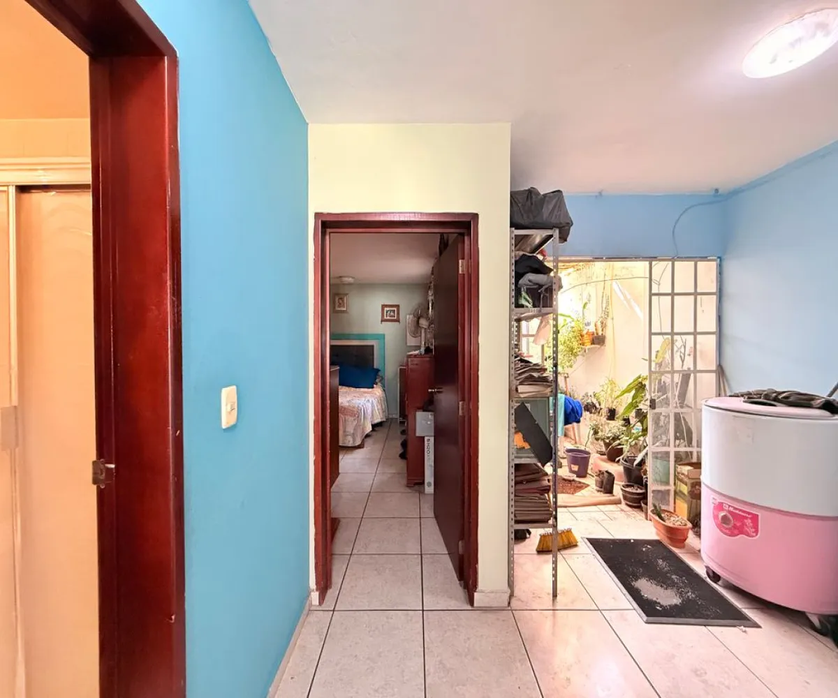 Casa En Venta,Residencial La Soledad,Calle Anacleto Caminos 1, San Pedro Tlaquepaque, Jalisco 45525, 4 Habitaciones,3 Baños,Calle Anacleto Caminos,3,ppi6Ycn