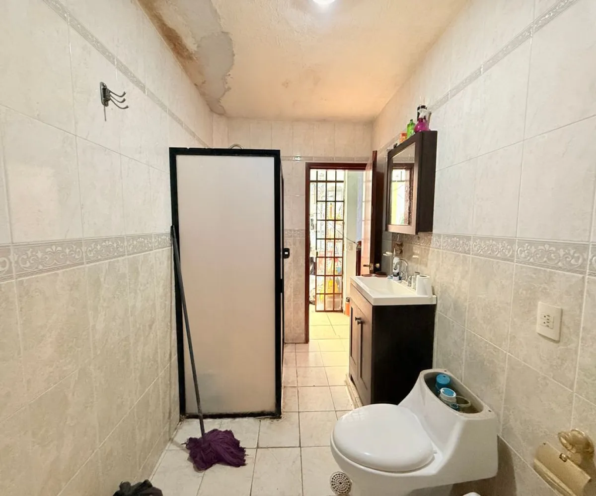 Casa En Venta,Residencial La Soledad,Calle Anacleto Caminos 1, San Pedro Tlaquepaque, Jalisco 45525, 4 Habitaciones,3 Baños,Calle Anacleto Caminos,3,ppi6Ycn