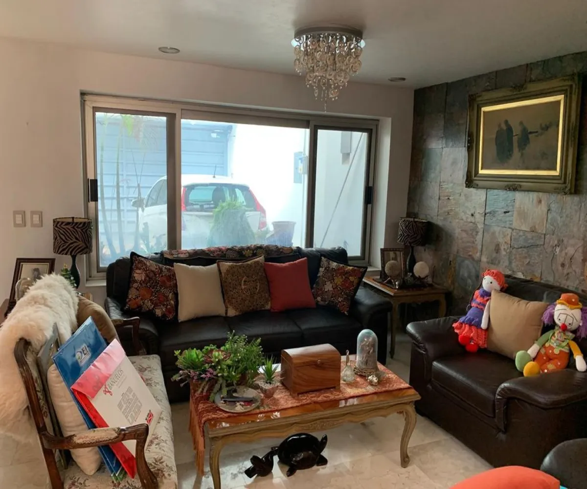 Casa En Venta,La Calma,Calle Escorpión 3413, Zapopan, Jalisco 45070, 3 Habitaciones,4 Baños,Calle Escorpión,2,pXyCqg9 Casa En Venta,La Calma,Calle Escorpión 3413, Zapopan, Jalisco 45070, 3 Habitaciones,4 Baños,Calle Escorpión,2,pXyCqg9