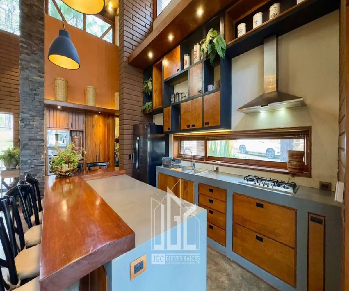 Casa En Venta,La Frontera,Bosques de la Cañada la Frontera Atemajac de Brizuela S/N, Tapalpa, Jalisco 49340, 4 Habitaciones,5 Baños,Bosques de la Cañada la Frontera Atemajac de Brizuela,2,pvCTb0c