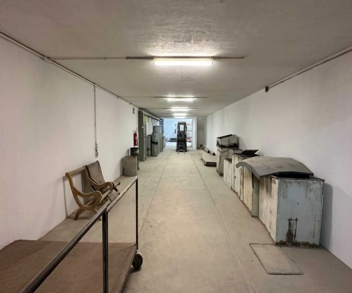 Industrial En Renta,Lomas del Cuatro,Loma Alegre 12, San Pedro Tlaquepaque, Jalisco 45599,3 Baños,Loma Alegre,1,phvsiA7 Industrial En Renta,Lomas del Cuatro,Loma Alegre 12, San Pedro Tlaquepaque, Jalisco 45599,3 Baños,Loma Alegre,1,phvsiA7