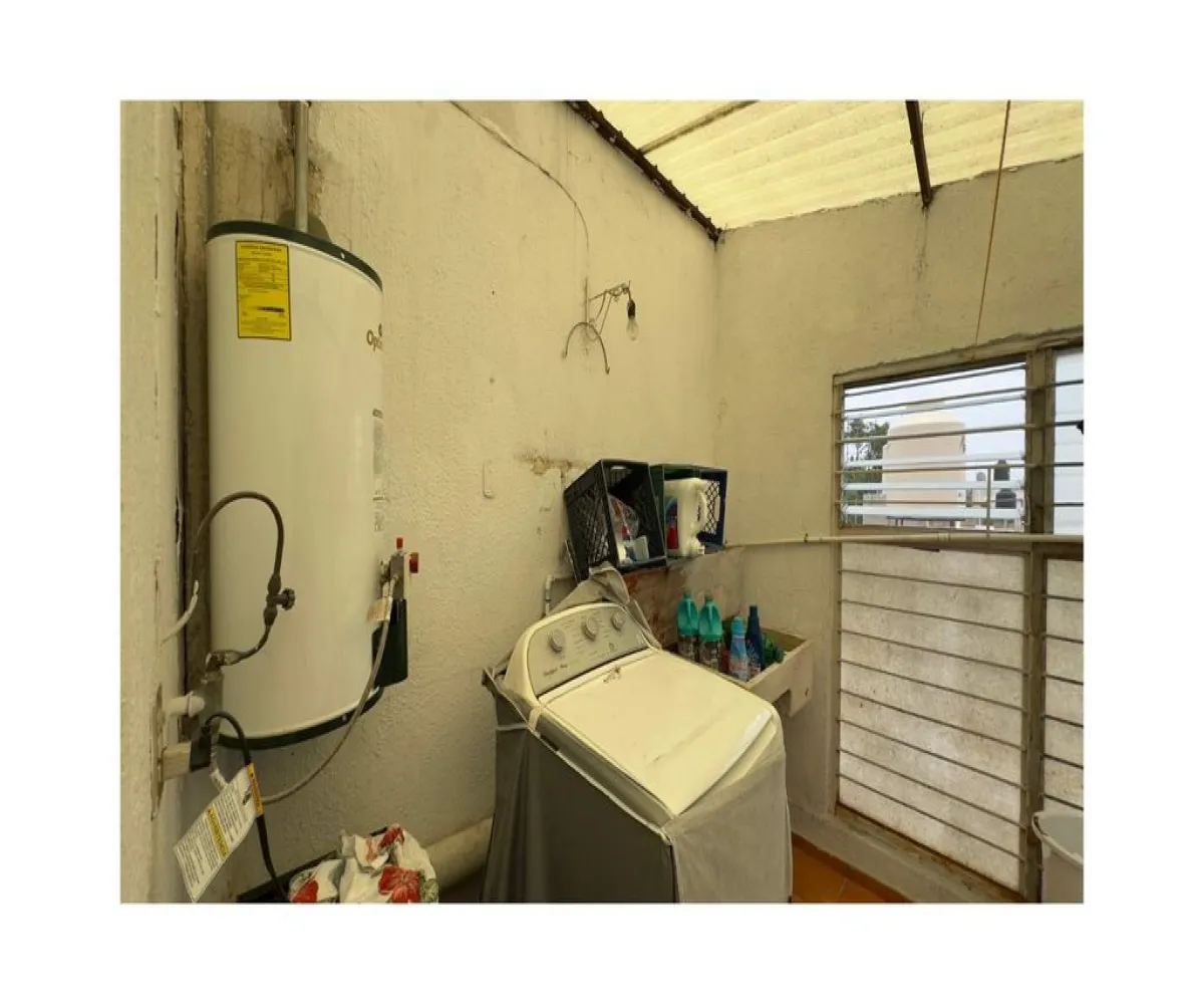 Casa En Venta,Jardines del Sol,Tulum 477, Zapopan, Jalisco 45050, 3 Habitaciones,3 Baños,Tulum,2,pBr9790 Casa En Venta,Jardines del Sol,Tulum 477, Zapopan, Jalisco 45050, 3 Habitaciones,3 Baños,Tulum,2,pBr9790