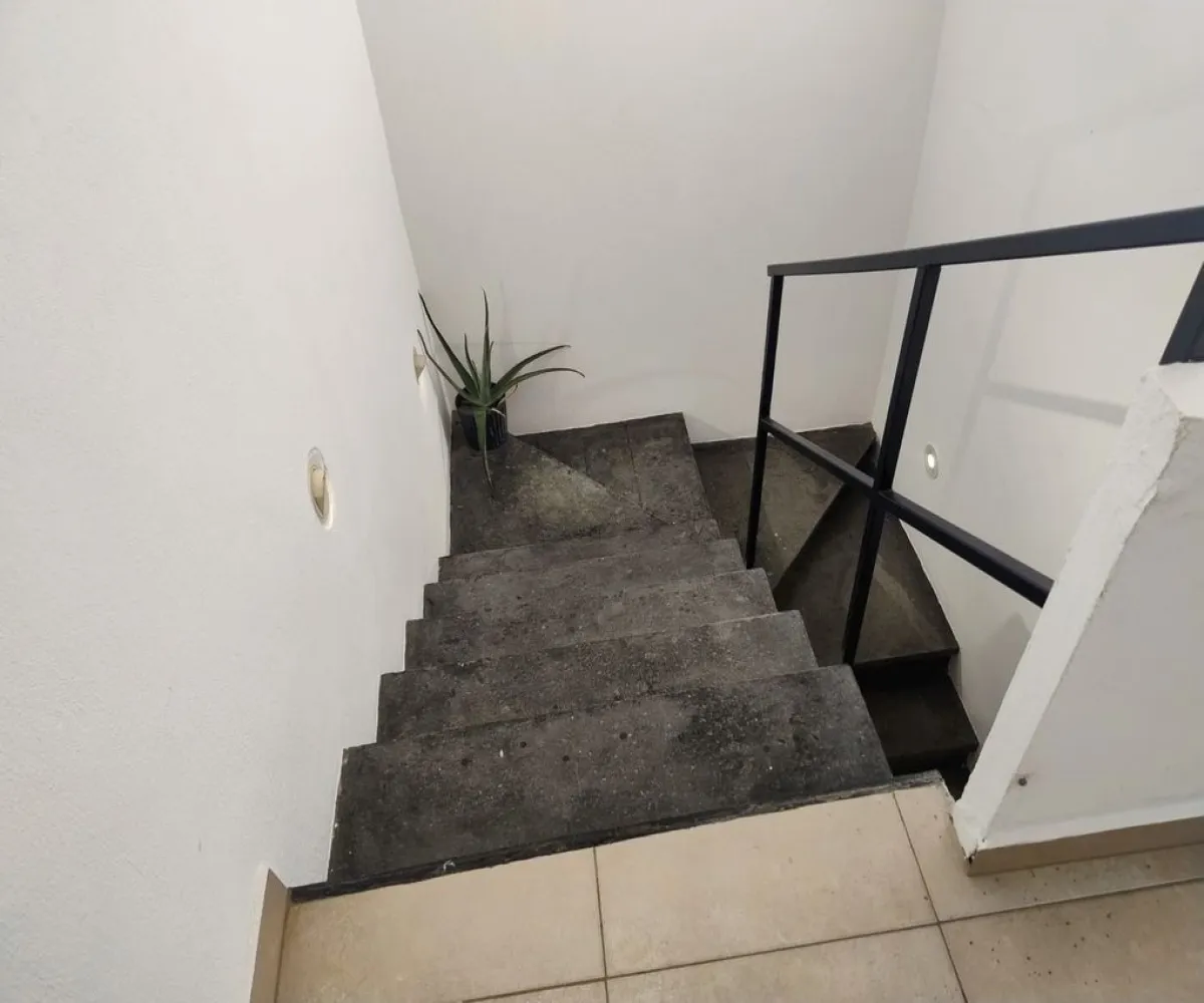 Casa En Venta,Francisco I. Madero 673 1, San Pedro Tlaquepaque, Jalisco 45645, 3 Habitaciones,3 Baños,Francisco I. Madero,1,pBusWfx