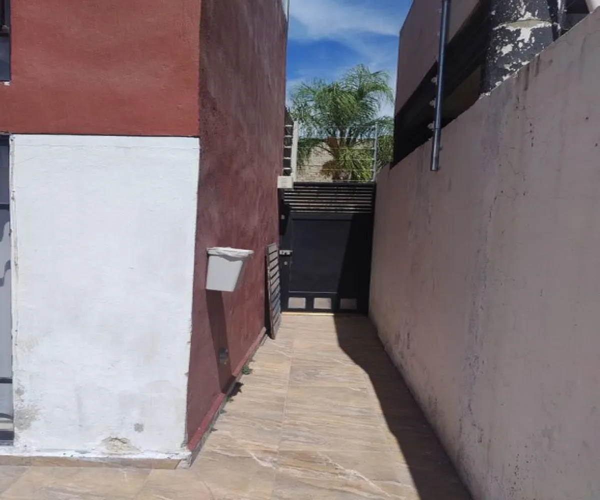 Casa En Venta,Francisco I. Madero 673 1, San Pedro Tlaquepaque, Jalisco 45645, 3 Habitaciones,3 Baños,Francisco I. Madero,1,pBusWfx