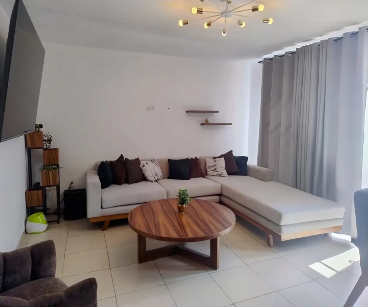 Casa En Venta,Francisco I. Madero 673 1, San Pedro Tlaquepaque, Jalisco 45645, 3 Habitaciones,3 Baños,Francisco I. Madero,1,pBusWfx