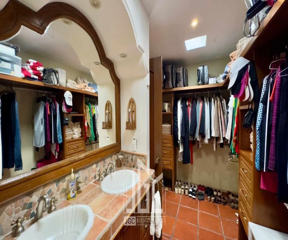 Casa En Venta,El Palomar,Paseo de Las Cumbres 274 L-289, Tlajomulco de Zúñiga, Jalisco 45643, 4 Habitaciones,4 Baños,Paseo de Las Cumbres,4,pWe2dBK Casa En Venta,El Palomar,Paseo de Las Cumbres 274 L-289, Tlajomulco de Zúñiga, Jalisco 45643, 4 Habitaciones,4 Baños,Paseo de Las Cumbres,4,pWe2dBK