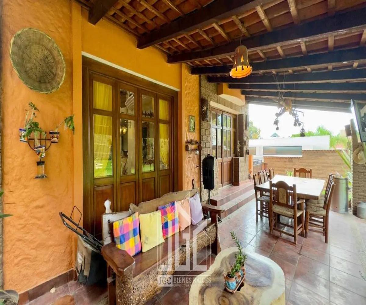 Casa En Venta,El Palomar,Paseo de Las Cumbres 274 L-289, Tlajomulco de Zúñiga, Jalisco 45643, 4 Habitaciones,4 Baños,Paseo de Las Cumbres,4,pWe2dBK Casa En Venta,El Palomar,Paseo de Las Cumbres 274 L-289, Tlajomulco de Zúñiga, Jalisco 45643, 4 Habitaciones,4 Baños,Paseo de Las Cumbres,4,pWe2dBK