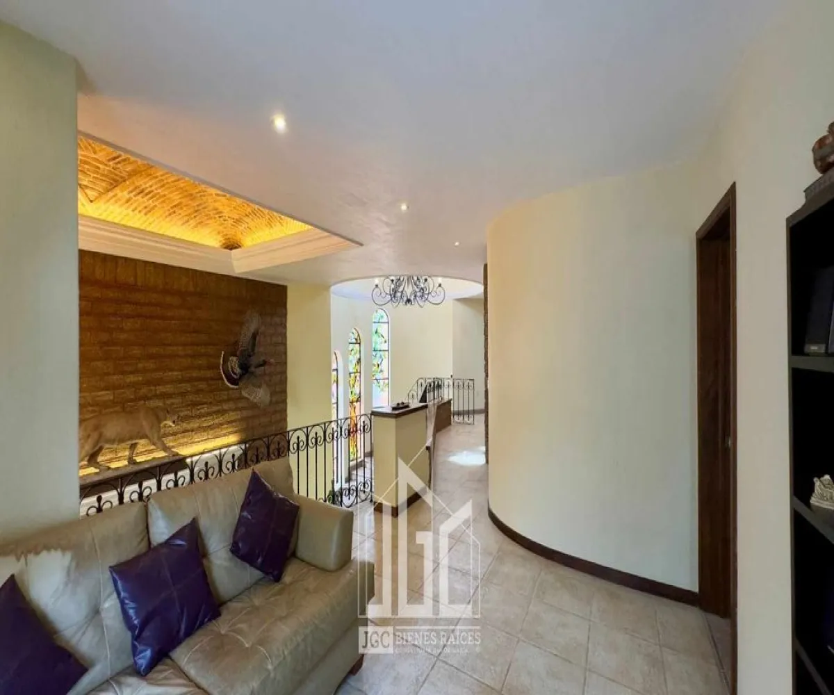 Casa En Venta,El Palomar,Paseo de Las Cumbres 274 L-289, Tlajomulco de Zúñiga, Jalisco 45643, 4 Habitaciones,4 Baños,Paseo de Las Cumbres,4,pWe2dBK Casa En Venta,El Palomar,Paseo de Las Cumbres 274 L-289, Tlajomulco de Zúñiga, Jalisco 45643, 4 Habitaciones,4 Baños,Paseo de Las Cumbres,4,pWe2dBK