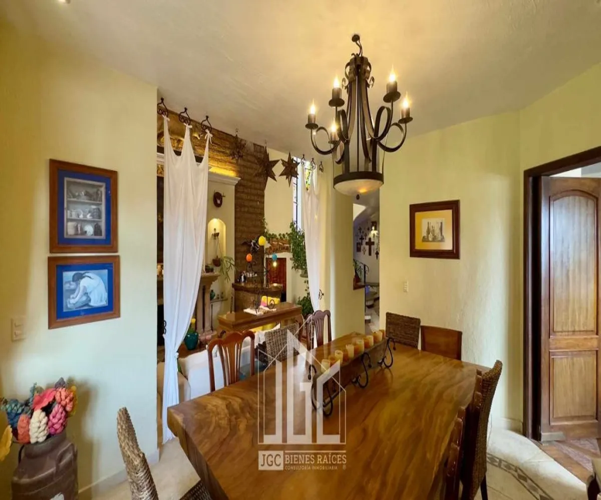 Casa En Venta,El Palomar,Paseo de Las Cumbres 274 L-289, Tlajomulco de Zúñiga, Jalisco 45643, 4 Habitaciones,4 Baños,Paseo de Las Cumbres,4,pWe2dBK Casa En Venta,El Palomar,Paseo de Las Cumbres 274 L-289, Tlajomulco de Zúñiga, Jalisco 45643, 4 Habitaciones,4 Baños,Paseo de Las Cumbres,4,pWe2dBK