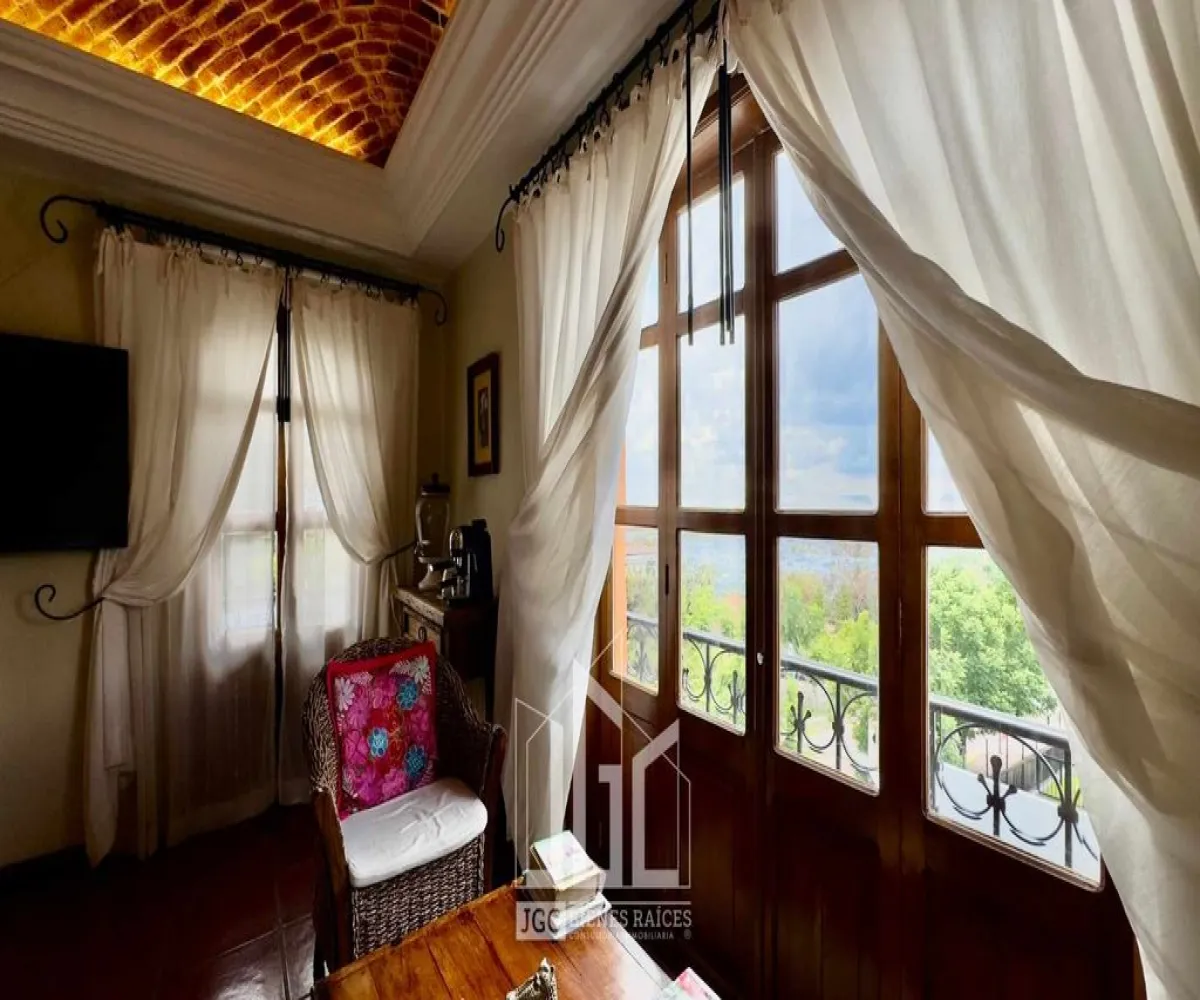 Casa En Venta,El Palomar,Paseo de Las Cumbres 274 L-289, Tlajomulco de Zúñiga, Jalisco 45643, 4 Habitaciones,4 Baños,Paseo de Las Cumbres,4,pWe2dBK Casa En Venta,El Palomar,Paseo de Las Cumbres 274 L-289, Tlajomulco de Zúñiga, Jalisco 45643, 4 Habitaciones,4 Baños,Paseo de Las Cumbres,4,pWe2dBK