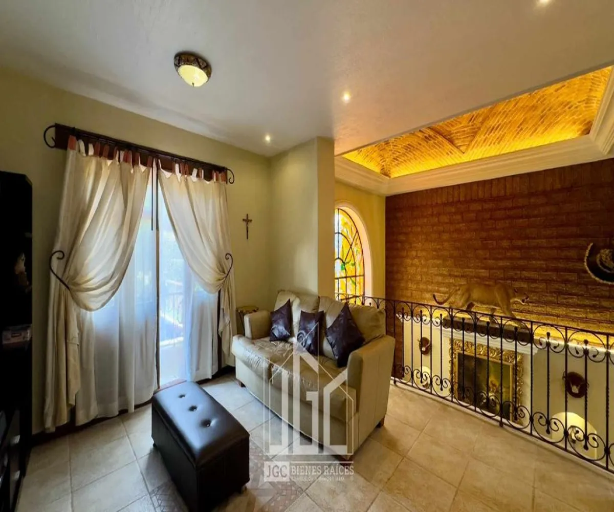 Casa En Venta,El Palomar,Paseo de Las Cumbres 274 L-289, Tlajomulco de Zúñiga, Jalisco 45643, 4 Habitaciones,4 Baños,Paseo de Las Cumbres,4,pWe2dBK Casa En Venta,El Palomar,Paseo de Las Cumbres 274 L-289, Tlajomulco de Zúñiga, Jalisco 45643, 4 Habitaciones,4 Baños,Paseo de Las Cumbres,4,pWe2dBK