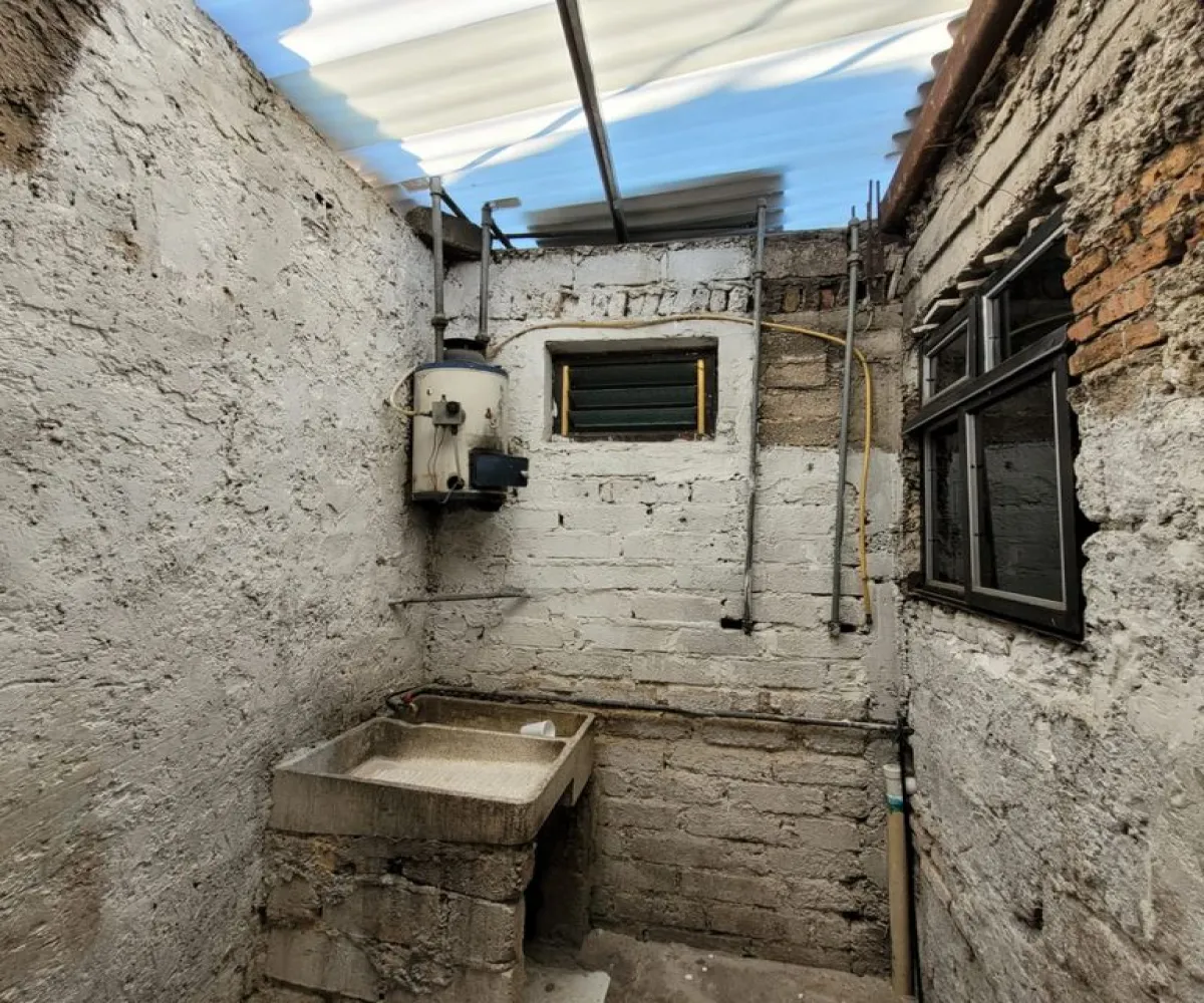 Casa En Venta,Loma Bonita Ejidal,Cerro de Ameca 4579, Zapopan, Jalisco 45085, 2 Habitaciones,2 Baños,Cerro de Ameca,1,p6NHITD Casa En Venta,Loma Bonita Ejidal,Cerro de Ameca 4579, Zapopan, Jalisco 45085, 2 Habitaciones,2 Baños,Cerro de Ameca,1,p6NHITD