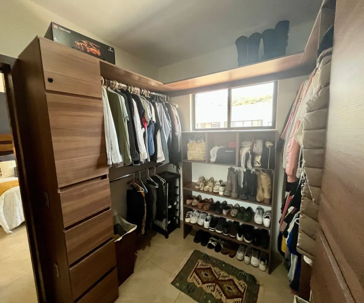 Casa En Venta,Bosques de Santa Anita,ximar 101 65, Tlajomulco de Zúñiga, Jalisco 45645, 4 Habitaciones,3 Baños,ximar,1,pJCHWqa