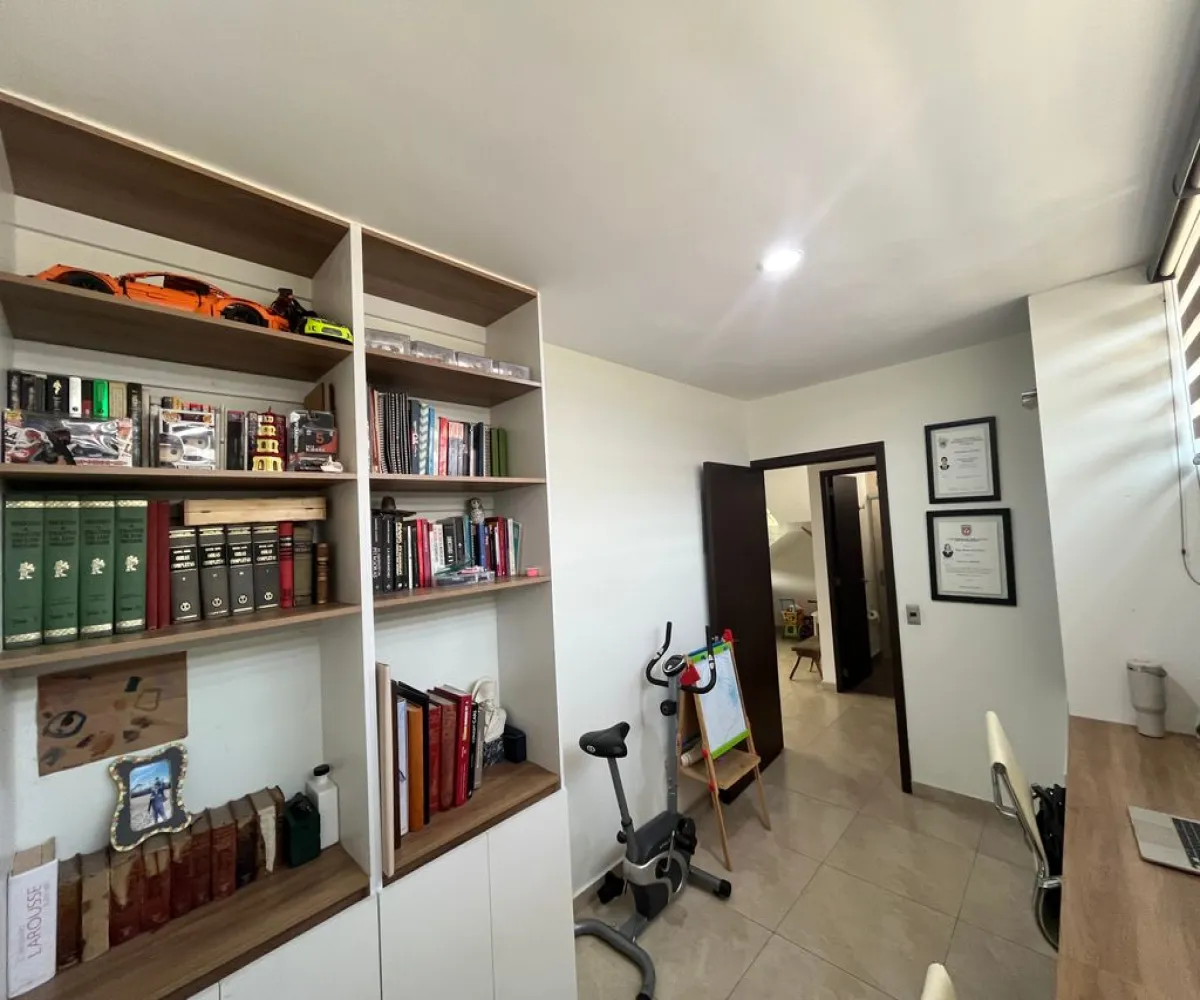 Casa En Venta,Bosques de Santa Anita,ximar 101 65, Tlajomulco de Zúñiga, Jalisco 45645, 4 Habitaciones,3 Baños,ximar,1,pJCHWqa