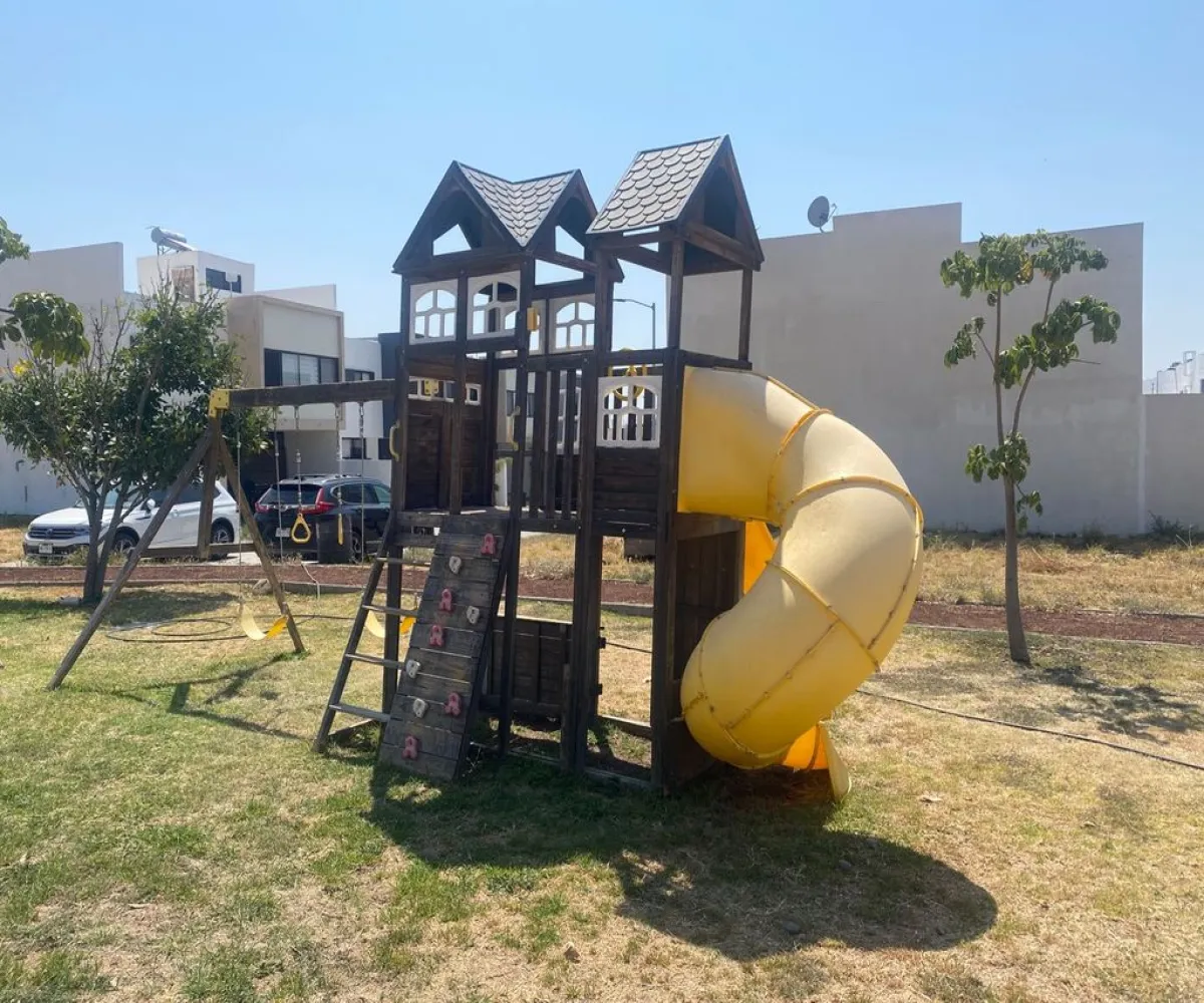 Casa En Venta,Bosques de Santa Anita,ximar 101 65, Tlajomulco de Zúñiga, Jalisco 45645, 4 Habitaciones,3 Baños,ximar,1,pJCHWqa