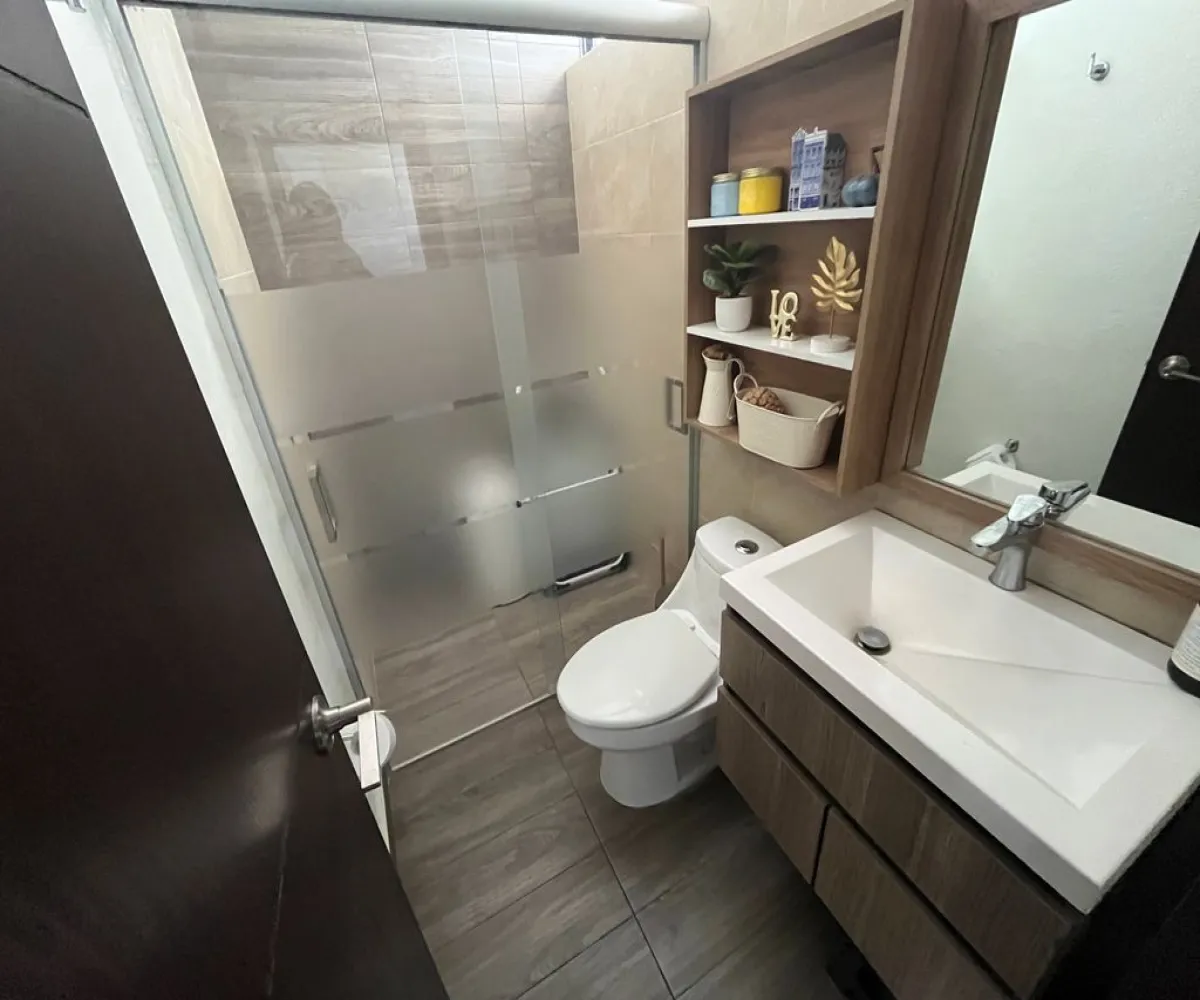 Casa En Venta,Bosques de Santa Anita,ximar 101 65, Tlajomulco de Zúñiga, Jalisco 45645, 4 Habitaciones,3 Baños,ximar,1,pJCHWqa