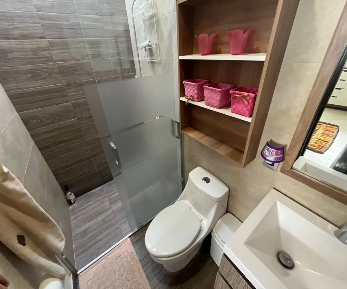 Casa En Venta,Bosques de Santa Anita,ximar 101 65, Tlajomulco de Zúñiga, Jalisco 45645, 4 Habitaciones,3 Baños,ximar,1,pJCHWqa