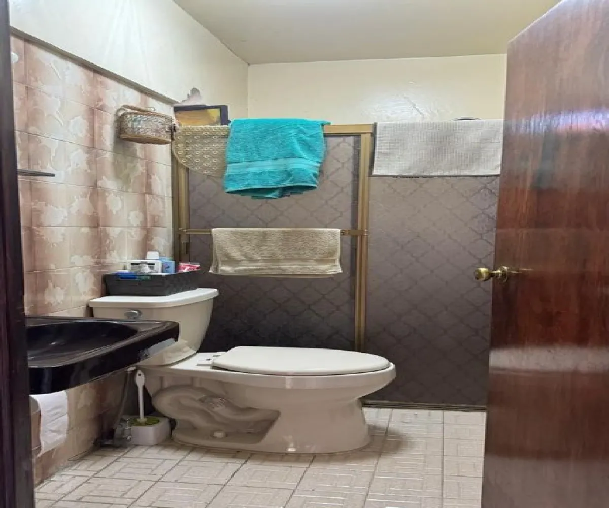 Casa En Venta,Monumental,Tula 519, Guadalajara, Jalisco 44320, 3 Habitaciones,3 Baños,Tula,2,pjmbagy Casa En Venta,Monumental,Tula 519, Guadalajara, Jalisco 44320, 3 Habitaciones,3 Baños,Tula,2,pjmbagy