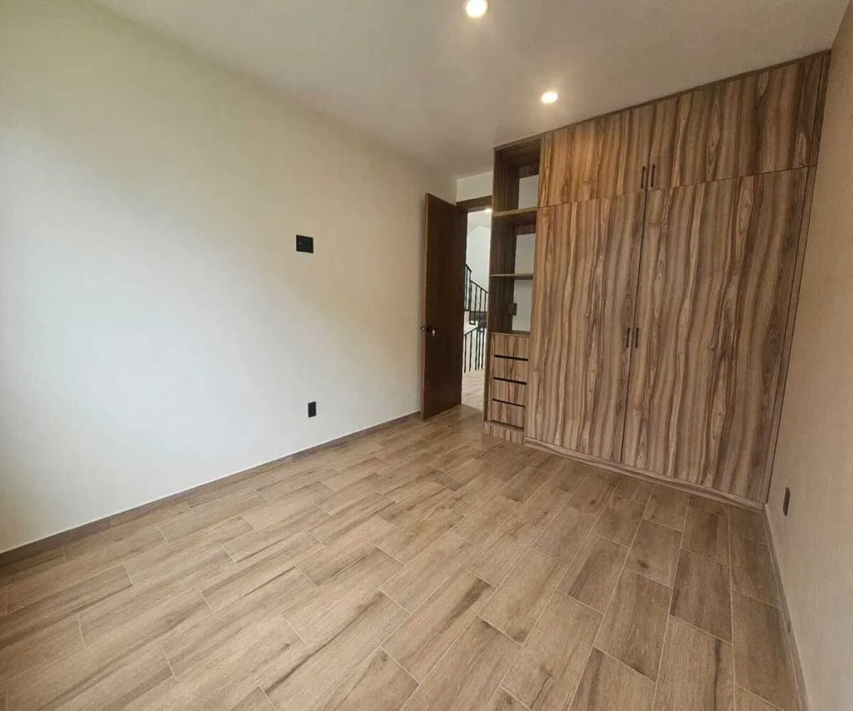 Casa En Venta,Parques Vallarta,Paseo de la Estrella 3588, Zapopan, Jalisco 45134, 4 Habitaciones,3 Baños,Paseo de la Estrella,1,pL0Yjna