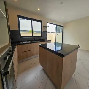 Casa En Venta,Parques Vallarta,Paseo de la Estrella 3588, Zapopan, Jalisco 45134, 4 Habitaciones,3 Baños,Paseo de la Estrella,1,pL0Yjna